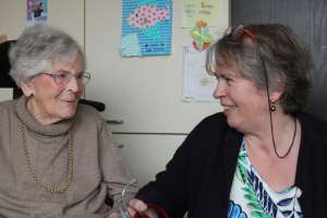  Eerste geneeskundige Pety van der Vliet maakt de ouderenzorg beter