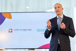 Minister Kuipers: Samenwerking Lelie zorggroep en IJsselland Ziekenhuis verdient navolging in de sector